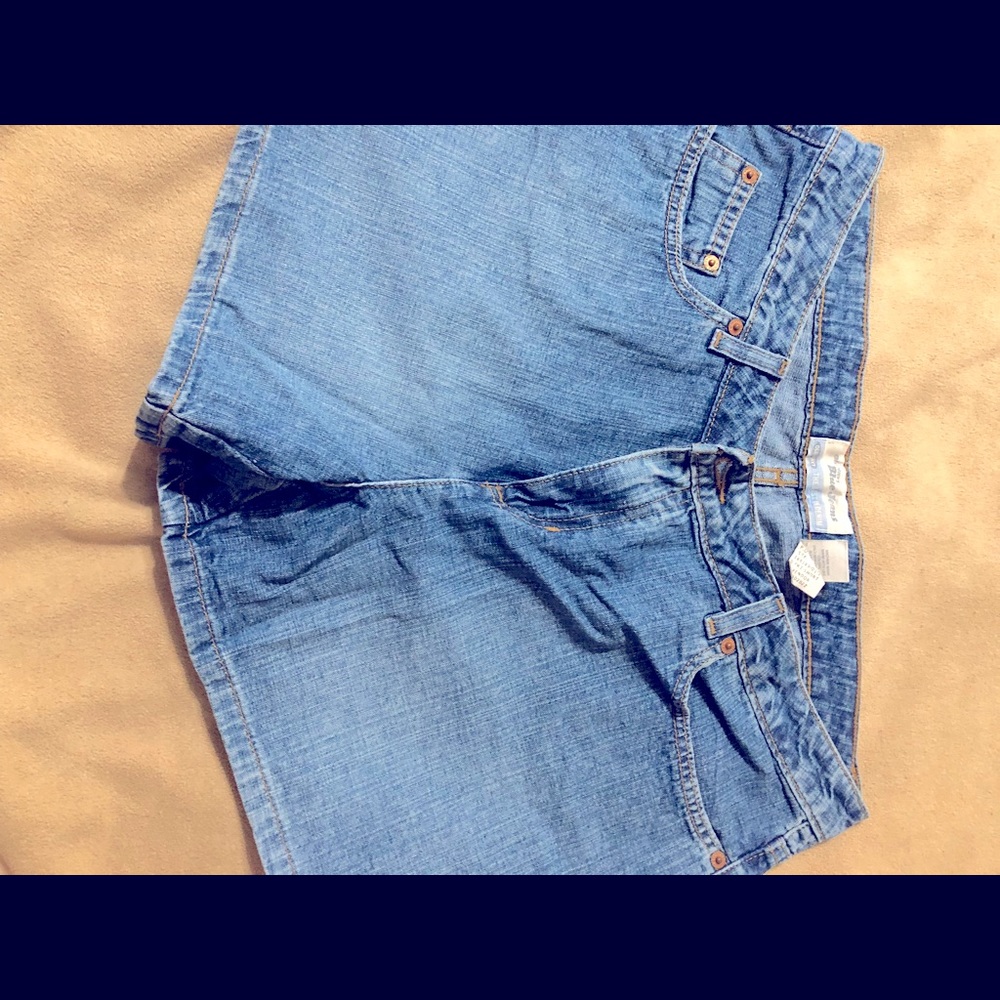 Low rise shorts